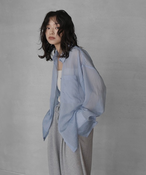 hellam(へラム)の「シアーアソートシャツ(シャツ/ブラウス・レディース・ブラック/オフホワイト/ブルー/ブラウン/イエロー/ネイビー/ブラック系1/ブラウン系1・FREE)」の7枚目の写真