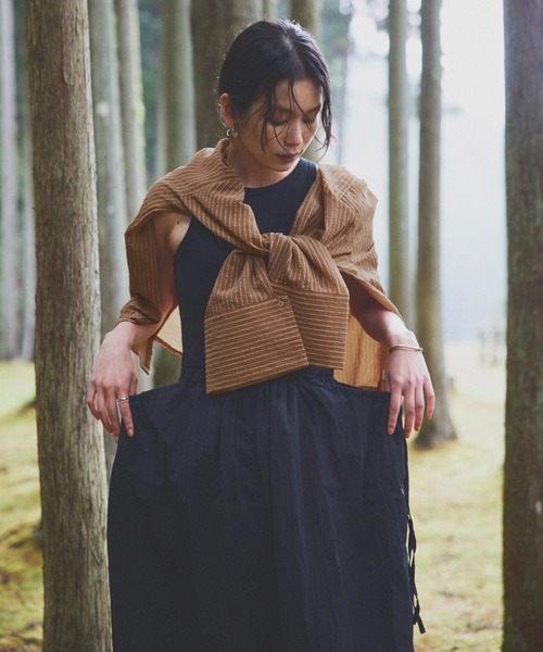 hellam(へラム)の「シアーアソートシャツ(シャツ/ブラウス・レディース・ブラック/オフホワイト/ブルー/ブラウン/イエロー/ネイビー/ブラック系1/ブラウン系1・FREE)」の11枚目の写真