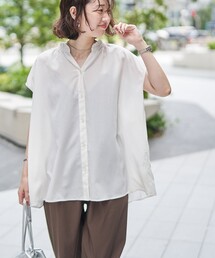 バックシャーリングスキッパーフレンチスリーブブラウス