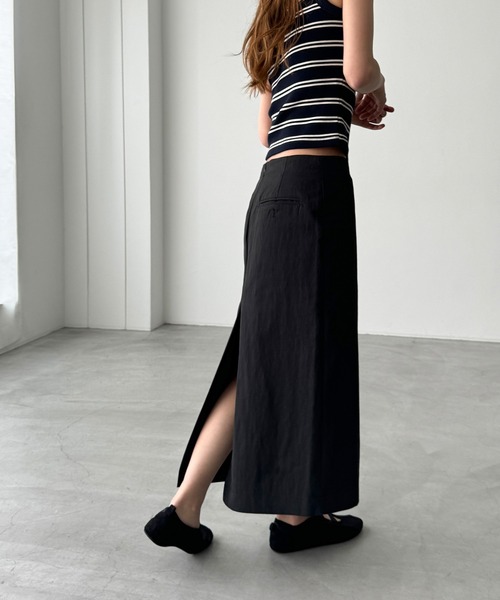 CANAL JEAN（キャナルジーン）の「MAYSEVEN　コットンナイロンタイトスカート（スカート・レディース・ホワイト/ブラック・SMALL/MEDIUM）」の3枚目の写真