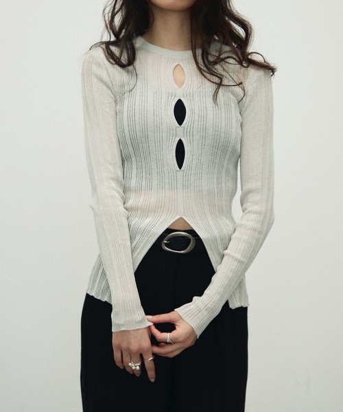 Lutim by u(ルチバイユー)の「Sherbet Touch Front Hole Random Rib Knit / シャーベットタッチフロントホールランダムリブニット(ニット/セーター・レディース・ホワイト/ブラック/グレイッシュベージュ・FREE)」の17枚目の写真