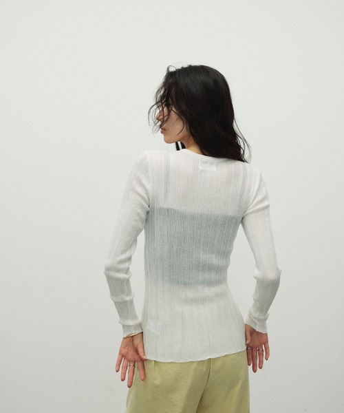 Lutim by u(ルチバイユー)の「Sherbet Touch Front Hole Random Rib Knit / シャーベットタッチフロントホールランダムリブニット(ニット/セーター・レディース・ホワイト/ブラック/グレイッシュベージュ・FREE)」の22枚目の写真