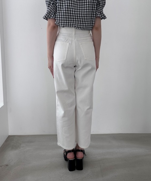 MISCH MASCH（ミッシュマッシュ）の「ハイウエストワイドデニム（デニムパンツ・レディース・ホワイト/インディゴブルー・マルチサイズ）」の10枚目の写真