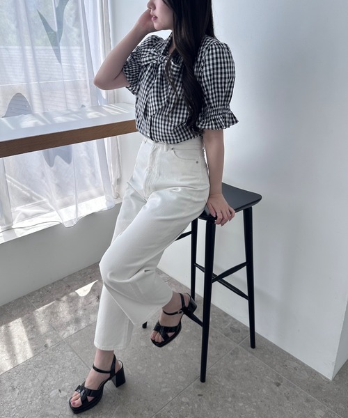 MISCH MASCH（ミッシュマッシュ）の「ハイウエストワイドデニム（デニムパンツ・レディース・ホワイト/インディゴブルー・マルチサイズ）」の6枚目の写真