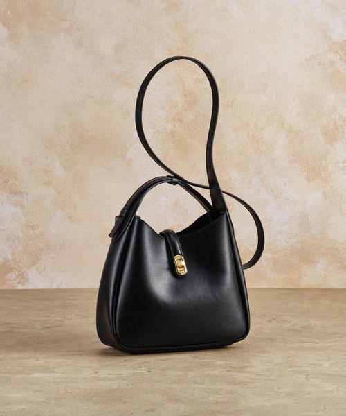 ★METROCITY(メトロシティ)クロスバックcross bag セール】【メトロシティ】牛革 クロスバッグ シンプル 留め具