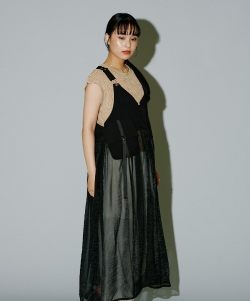 terrace(テラス)の「タクティカルベストオーガンザワンピース(サロペット/オーバーオール・レディース・グレイッシュベージュ/カーキ/ブラック・MEDIUM)」の7枚目の写真