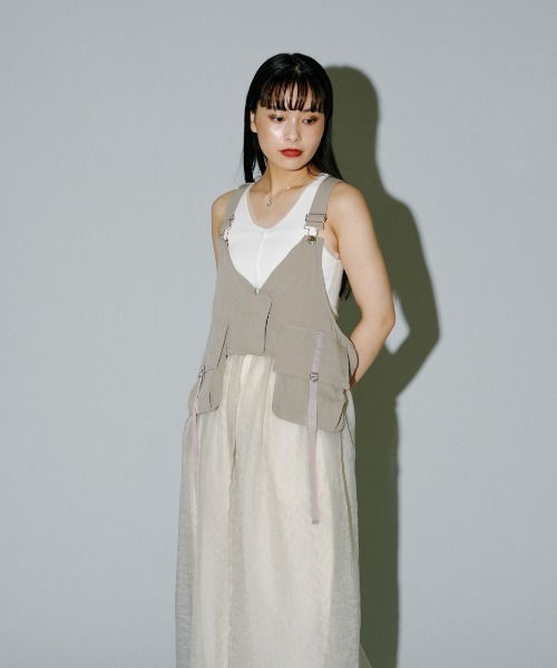 terrace(テラス)の「タクティカルベストオーガンザワンピース(サロペット/オーバーオール・レディース・グレイッシュベージュ/カーキ/ブラック・MEDIUM)」の11枚目の写真