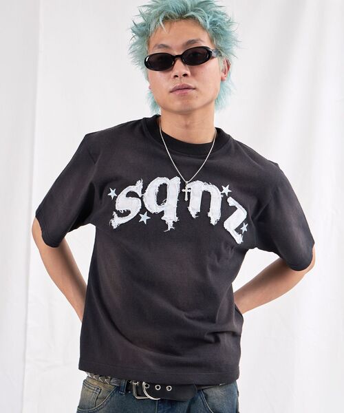 SEQUENZ（シークエンズ）の「【sqnz（エスキュンズ）】sqnz applique washed tee / Tシャツ 半袖 クルーネック 加工 フリンジ（Tシャツ/カットソー・メンズ・ライトグレー/ブラック/ライトブルー・SMALL/LARGE/MEDIUM）」の2枚目の写真