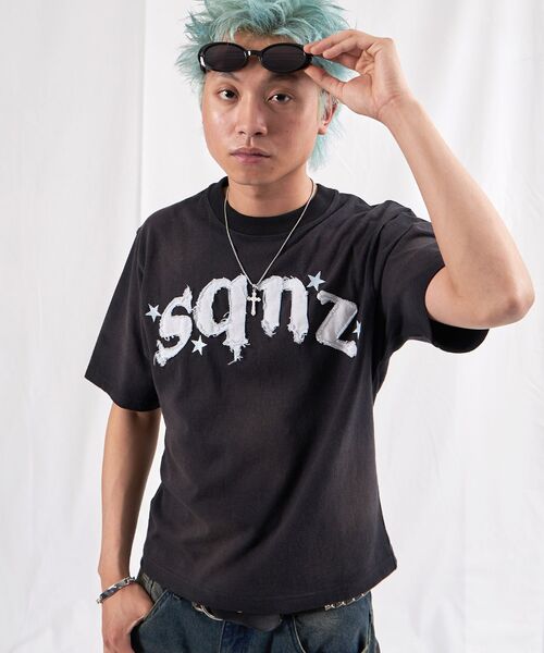 SEQUENZ（シークエンズ）の「【sqnz（エスキュンズ）】sqnz applique washed tee / Tシャツ 半袖 クルーネック 加工 フリンジ（Tシャツ/カットソー・メンズ・ライトグレー/ブラック/ライトブルー・SMALL/LARGE/MEDIUM）」の20枚目の写真