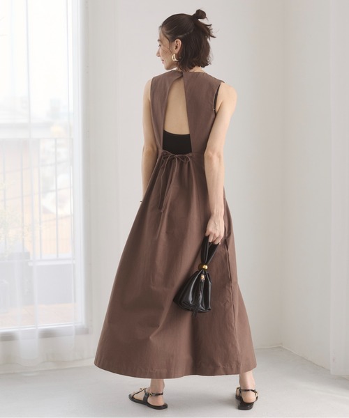 ANGIE（アンジー）の「バックオープンノースリーブワンピース（ワンピース・レディース・ブラック/ダークブラウン・FREE）」の22枚目の写真