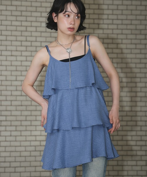 Ampirula(アンピルーラ)の「ティアードフレアキャミチュニック ブラウス(シャツ/ブラウス・レディース・ブルー/ブラック/オフホワイト・FREE)」の2枚目の写真