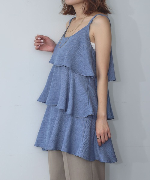 Ampirula(アンピルーラ)の「ティアードフレアキャミチュニック ブラウス(シャツ/ブラウス・レディース・ブルー/ブラック/オフホワイト・FREE)」の10枚目の写真