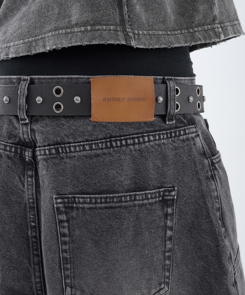 ANDER HUNK(アンダーハンク)の「Washed Double-knee Baggy Jorts / ウォッシュダブルニーバギージョーツ(デニムパンツ・メンズ・ブラウン/インディゴブルー/ブラック・SMALL/MEDIUM/LARGE)」の5枚目の写真