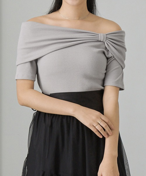 Cieluna（シエルナ）の「【Cieluna】オフショル リボンデザイン リブカットソー（Tシャツ/カットソー・レディース・グレー/アイボリー/ブラック・M/L）」の3枚目の写真