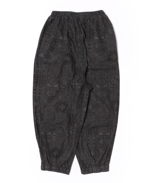 チチカカ（チチカカ）の「アディレプリントデニムパンツ（デニムパンツ・レディース・ブラック/インディゴブルー・FREE）」の15枚目の写真