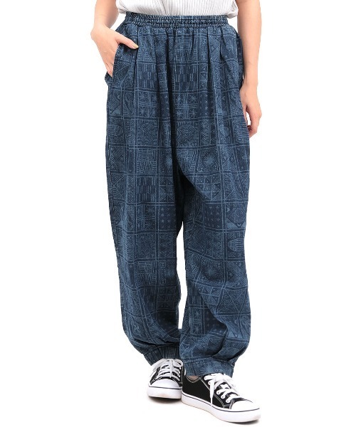 チチカカ（チチカカ）の「アディレプリントデニムパンツ（デニムパンツ・レディース・ブラック/インディゴブルー・FREE）」の6枚目の写真