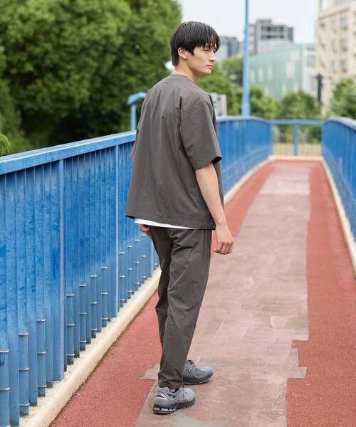 coen（コーエン）の「ハイカーテックライトウェイトテーパードパンツ【洗濯機洗い可・２WAYストレッチ・防シワ】（その他パンツ・メンズ・ブラック/ダークグレー/ブラウン・S/M/L/XL）」の11枚目の写真