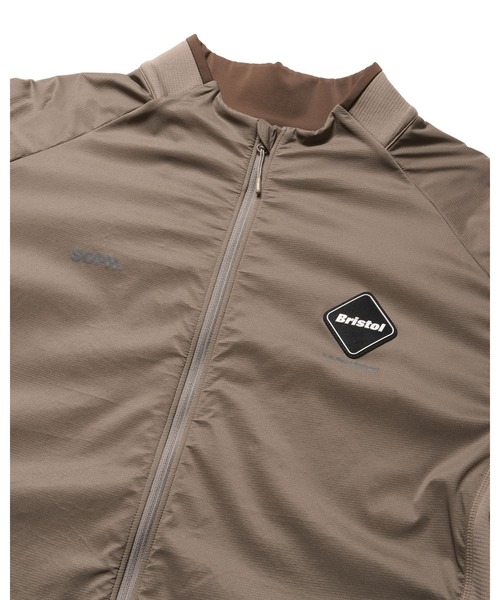 F.C.Real Bristol（エフシーレアルブリストル）の「GRID FLEECE HYBRID BLOUSON（ブルゾン・メンズ・ベージュ/ブラック・SMALL/MEDIUM/LARGE/X-LARGE/XX-LARGE）」の11枚目の写真