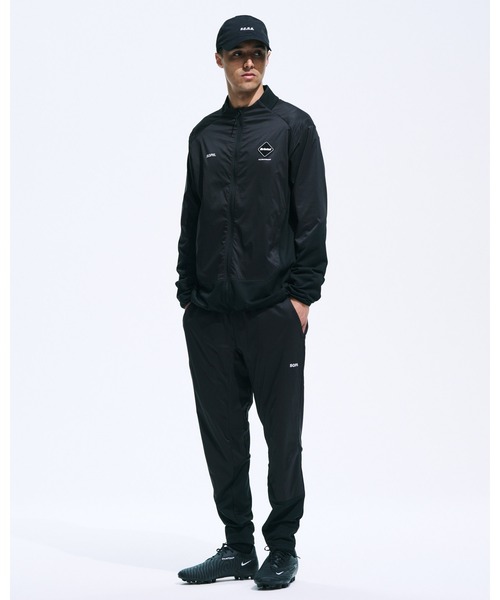 F.C.Real Bristol（エフシーレアルブリストル）の「GRID FLEECE HYBRID BLOUSON（ブルゾン・メンズ・ベージュ/ブラック・SMALL/MEDIUM/LARGE/X-LARGE/XX-LARGE）」の4枚目の写真