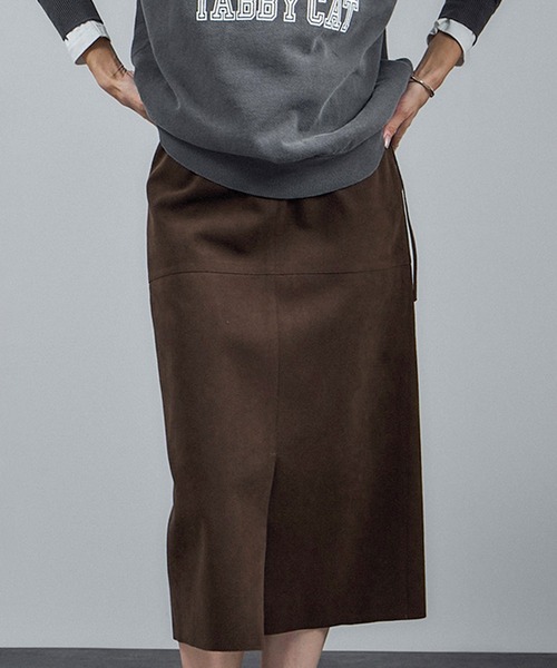 SALON adam et rope'（サロン アダム エ ロペ）の「Ultrasuede(R)スエードスカート / セットアップ対応（スカート・レディース・ブラウン/ベージュ・M/S）」の4枚目の写真
