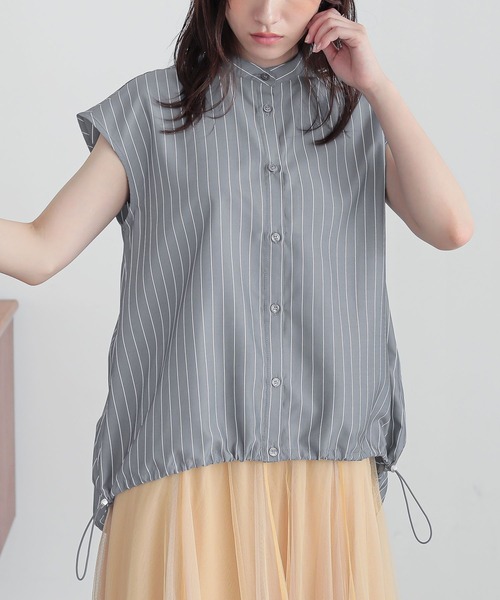 n'OrLABEL(ノアールレーベル)の「裾ドロストストライプシャツ(シャツ/ブラウス・レディース・グレー/ブルー/オフホワイト・2/1)」の2枚目の写真