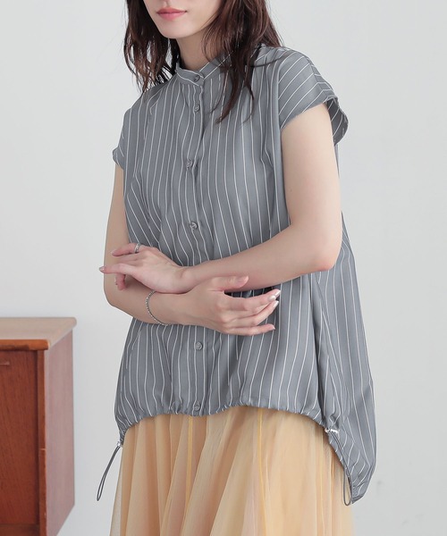 n'OrLABEL(ノアールレーベル)の「裾ドロストストライプシャツ(シャツ/ブラウス・レディース・グレー/ブルー/オフホワイト・2/1)」の8枚目の写真