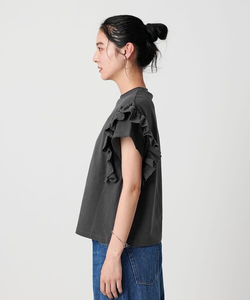 BEAUTY&YOUTH UNITED ARROWS(ビューティーアンドユースユナイテッドアローズ)の「コットンフリル ショートスリーブカットソー(Tシャツ/カットソー・レディース・ダークグレー/ホワイト/ダークブラウン・FREE)」の19枚目の写真