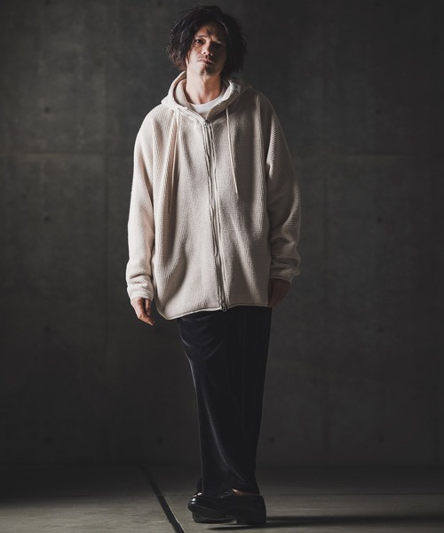 GLIMCLAP(グリムクラップ)の「mpa3856-Zip-up hoodie-Soft brushed waffle fabric- ジップアップパーカー(パーカー・メンズ・キナリ/ダークベージュ/ブラック・S/M/L)」の7枚目の写真