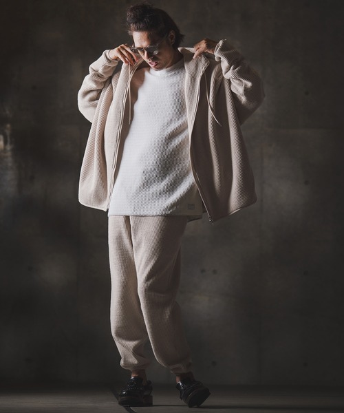 GLIMCLAP(グリムクラップ)の「mpa3856-Zip-up hoodie-Soft brushed waffle fabric- ジップアップパーカー(パーカー・メンズ・キナリ/ダークベージュ/ブラック・S/M/L)」の8枚目の写真