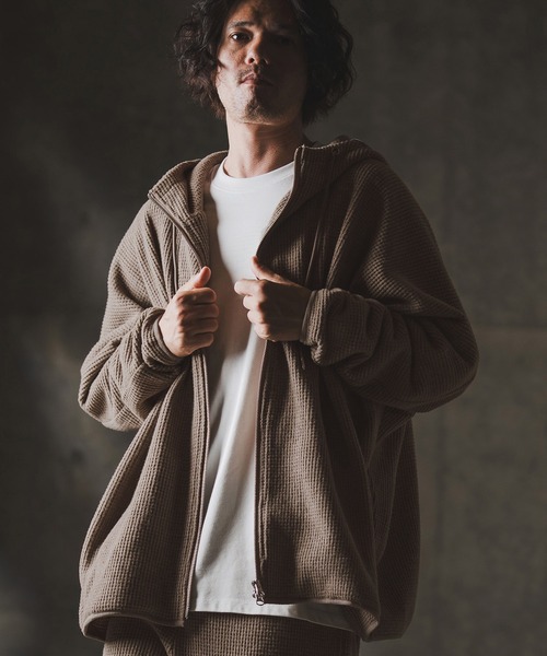 GLIMCLAP(グリムクラップ)の「mpa3856-Zip-up hoodie-Soft brushed waffle fabric- ジップアップパーカー(パーカー・メンズ・キナリ/ダークベージュ/ブラック・S/M/L)」の11枚目の写真