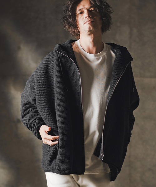 GLIMCLAP(グリムクラップ)の「mpa3856-Zip-up hoodie-Soft brushed waffle fabric- ジップアップパーカー(パーカー・メンズ・キナリ/ダークベージュ/ブラック・S/M/L)」の16枚目の写真