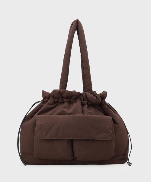 INDIVI（インディヴィ）の「新色登場！【超軽量】フロントポケットバッグ（トートバッグ・レディース・カーキ/ブラック/ダークブラウン・00）」の22枚目の写真