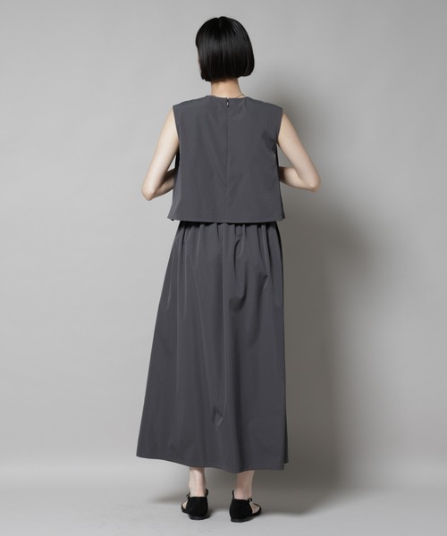 NANO universe（ナノユニバース）の「セットアップ風ノースリーブワンピース（ワンピース・レディース・ライトグレー/キャメル/チャコール・FREE）」の17枚目の写真