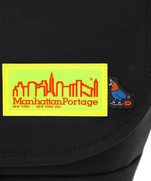 Manhattan Portage(マンハッタンポーテージ)の「Manhattan Portage/マンハッタンポーテージ ショルダーバッグ "TM paint コラボーレーション" NYLON MESSENGER BAG JR(SM) BP W/DIV LVL TMP MP1605JRBPTMP(ショルダーバッグ・メンズ・ブラック×イエロー・FREE)」の8枚目の写真