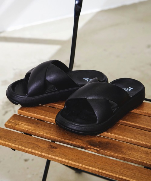 MEI（メイ）の「【MEI メイ】CROSS BELT SANDAL クロスベルトサンダル 軽量 厚底 EVAソール / Lady’s（サンダル・レディース・アイボリー/ブラック・S/M/L）」の2枚目の写真