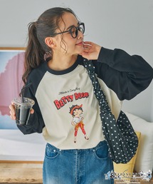 BETTY BOOP（ベティ・ブープ）の「【BettyBoop(TM)】ベティー ブープ(TM) 別注  ヴィンテージプリント オーバーサイズ ラグラン長袖Tシャツ（Tシャツ/カットソー）」