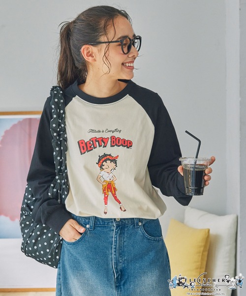 ベディ・ブープ BETTY BOOP ベティー ブープ(TM) スクエアガラスケース iPhone13