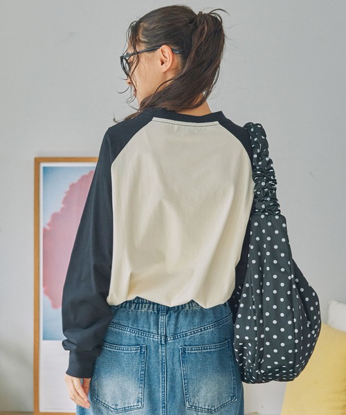 BETTY BOOP（ベティ・ブープ）の「【BettyBoop(TM)】ベティー ブープ(TM) 別注  ヴィンテージプリント オーバーサイズ ラグラン長袖Tシャツ（Tシャツ/カットソー・レディース・ブラック/ネイビー・FREE）」の10枚目の写真