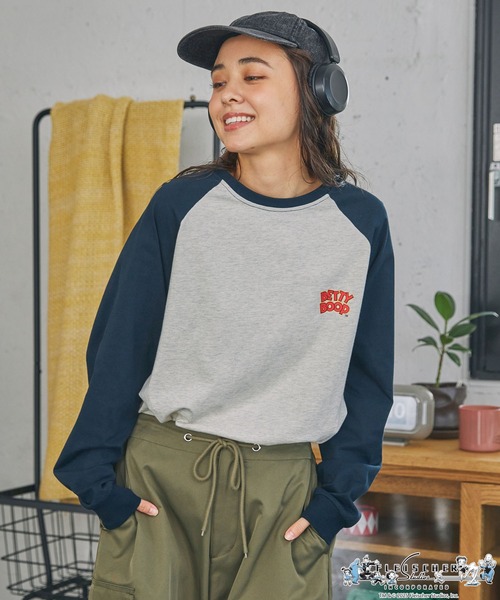 BETTY BOOP（ベティ・ブープ）の「【BettyBoop(TM)】ベティー ブープ(TM) 別注  ヴィンテージプリント オーバーサイズ ラグラン長袖Tシャツ（Tシャツ/カットソー・レディース・ブラック/ネイビー・FREE）」の17枚目の写真