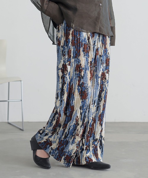 n'OrLABEL（ノアールレーベル）の「【機能素材】『セルフカットプリーツパンツ』（その他パンツ・レディース・ブラック/ネイビー/マルチ・2/1）」の3枚目の写真