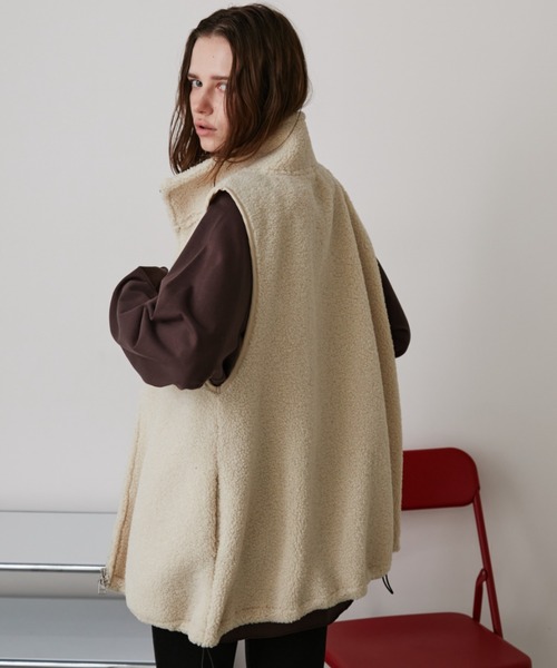 スタンドネックボアベスト（ベスト）｜Auntie Rosa Holiday（アンティ