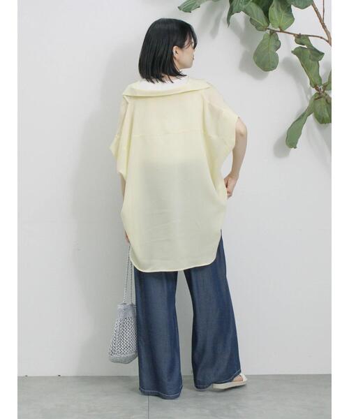 Samansa Mos2 blue（サマンサモスモスブルー）の「【接触冷感】ポンチョブラウス（シャツ/ブラウス・レディース・モカ/イエロー/グリーン・F）」の4枚目の写真