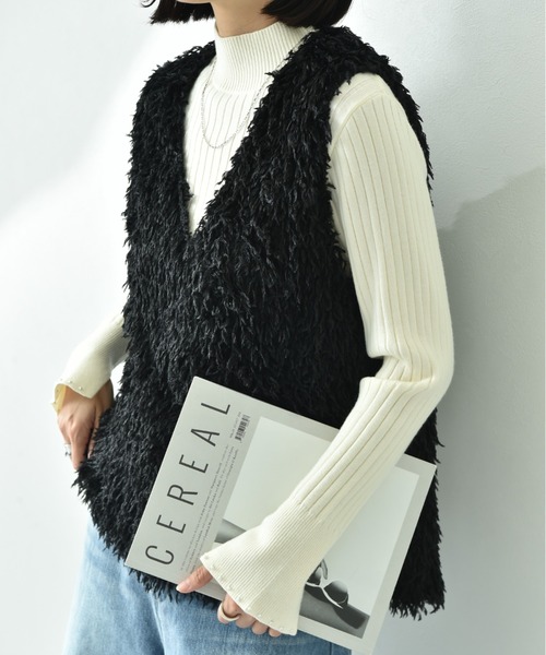 INTERPLANET（インタープラネット）の「【ａｃｔｕｅｌ】フェザージャガードＶネックベスト（ベスト・レディース・ブラウン/アイボリー/ブラック・FREE）」の2枚目の写真