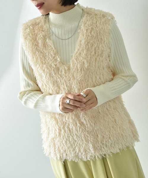 INTERPLANET（インタープラネット）の「【ａｃｔｕｅｌ】フェザージャガードＶネックベスト（ベスト・レディース・ブラウン/アイボリー/ブラック・FREE）」の21枚目の写真