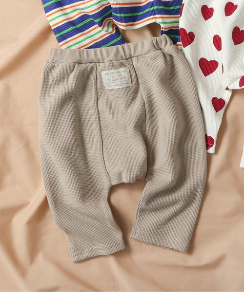 BREEZE(ブリーズ)の「カラフルベーシックロングパンツ(その他ベビーウェア・キッズ・ベージュ/ネイビー/アイボリー/レインボー・70/80)」の3枚目の写真