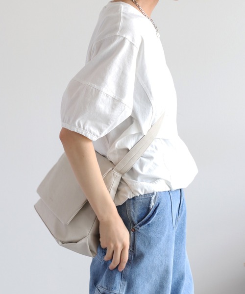 Legato Largo（レガートラルゴ）の「【Legato Largo】洗えるかばん ユニプレーンフェイクレザーショルダーバッグ 〈ユニセックス〉（ショルダーバッグ・レディース・ブラック/ダークブラウン/アイボリー・FREE）」の15枚目の写真