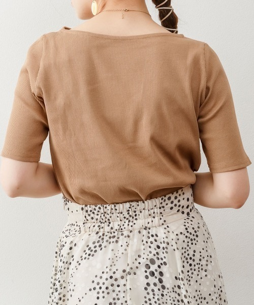 RCD(アールシーディー)の「ボートネック5分袖コットンリブTシャツ(Tシャツ/カットソー・レディース・ブラック/オフホワイト/ベージュ・LL/L/M)」の10枚目の写真