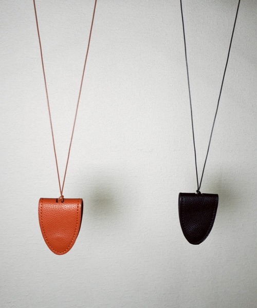 gossara（ゴサラ）の「サングラスホルダーNC（ネックレス・レディース・ブラウン系その他/ブラック・FREE）」の8枚目の写真