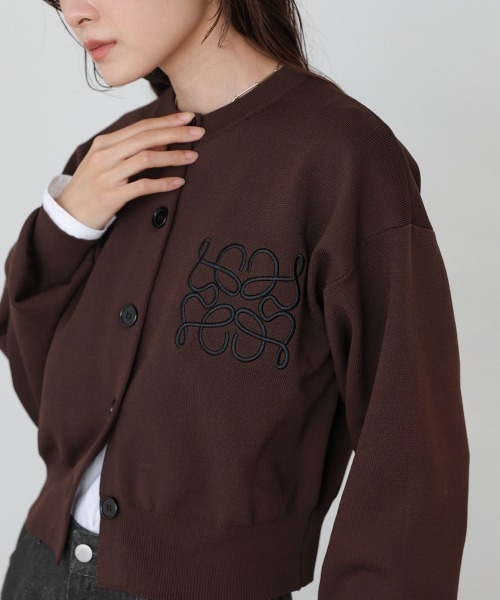 Bab(バブ)の「コード刺繍ニットカーディガン(カーディガン/ボレロ・レディース・ブラウン/アイボリー/ブラック・FREE)」の17枚目の写真