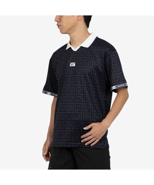 Reebok（リーボック）の「フットボール ポロシャツ / MONOGRAM FOOTBALL POLO（ポロシャツ・メンズ・ネイビー・LARGE/MEDIUM/SMALL）」の2枚目の写真